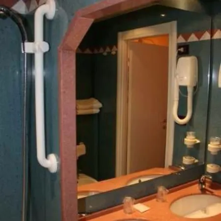 Centro Termale Il Baistrocchi 酒店 3*