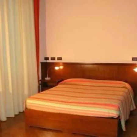 Centro Termale Il Baistrocchi 萨尔索马焦雷泰尔梅