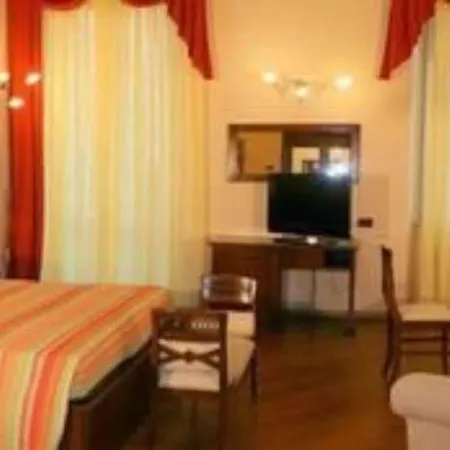 Centro Termale Il Baistrocchi 3* 萨尔索马焦雷泰尔梅