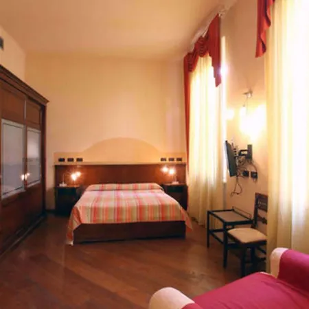 Centro Termale Il Baistrocchi מלון סלסומאג'יורה טרמה